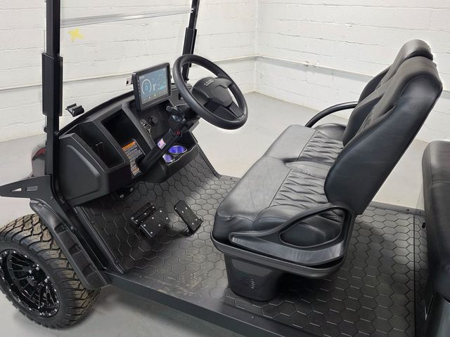 2027 E-Z-GO EXPRESS 6 SUMMIT XTL  - 23057376 - 10