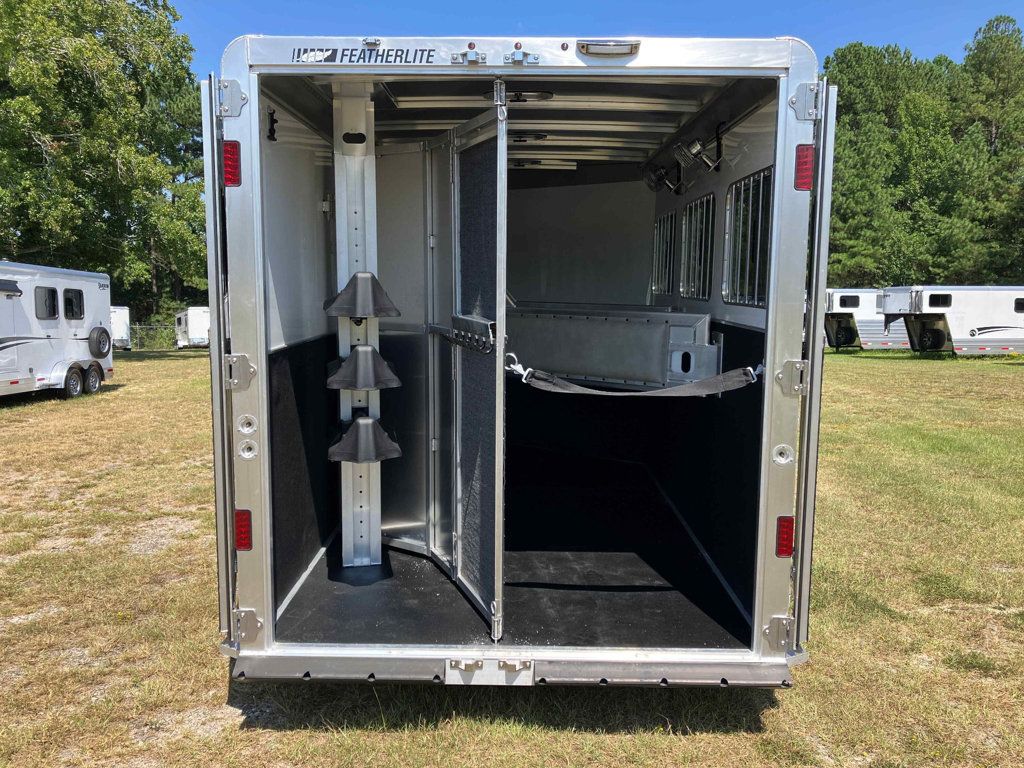 2027 Featherlite 3 Horse Slant Load  - 23074438 - 5