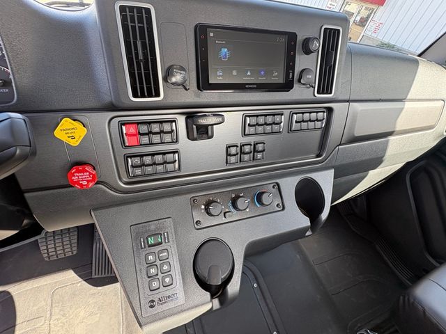 2027 Freightliner 114SD  - 23000902 - 10