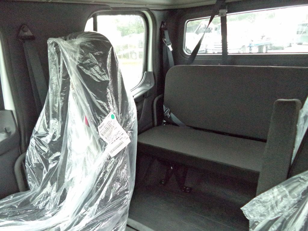 2027 Freightliner Business Class M2 106 22ft Jerrdan Rollback Tow Truck 22ngaf6t-w-lp Crew Cab - 22677197 - 40