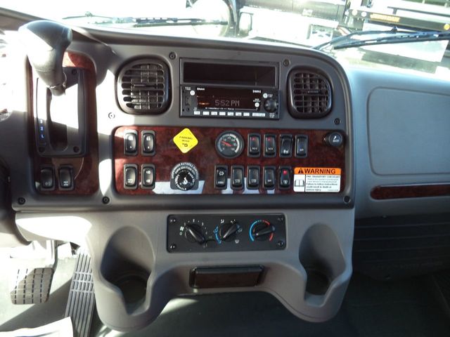 2027 Freightliner Business Class M2 106 22ft Jerrdan Rollback Tow Truck 22srr6t-w-lp - 22232944 - 43