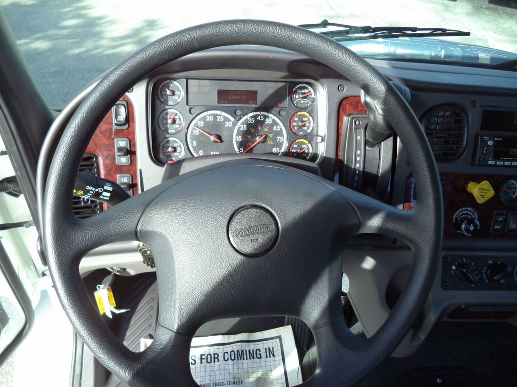 2027 Freightliner Business Class M2 106 22ft Jerrdan Rollback Tow Truck 22srr6t-w-lp - 22232944 - 44