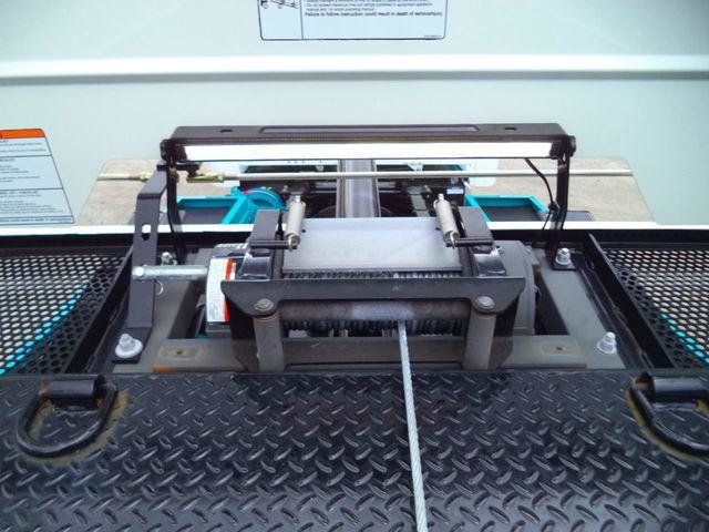 2027 Freightliner Business Class M2 106 w/ 22ft Jerr-Dan Custom StepSide Classic Car Carrier - 22149485 - 29