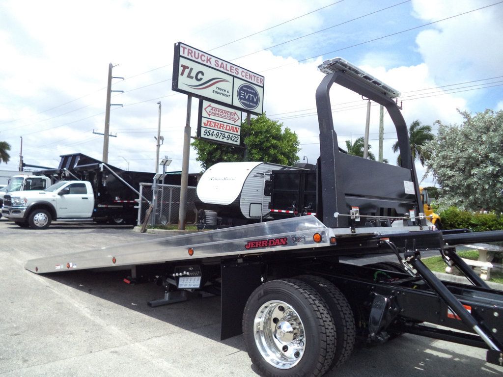 2027 Freightliner Business Class M2 106 Plus w/ 22' Alum JerrDan Car Carrier 22NGAF6T-LPW Rollback - 23038835 - 32
