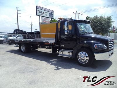 2027 Freightliner Business Class M2 106 Plus Regular Cab - 3ALACWFC6VDXD5063