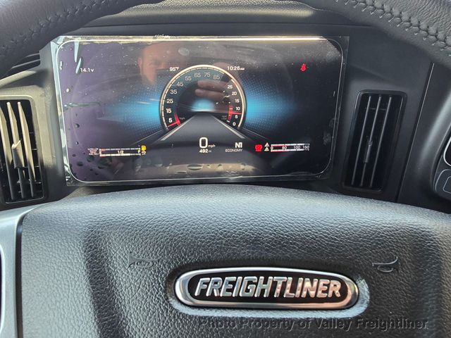 2027 Freightliner Cascadia 126SLP  - 23052648 - 12