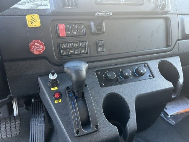 2027 Freightliner M2 106 PLUS 2027 FREIGHTLINER M2 106 PLUS DUMP - 23100809 - 8