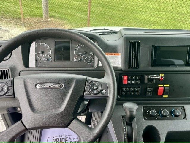2027 Freightliner M2 106 PLUS 2027 FREIGHTLINER M2 106 PLUS DUMP TRUCK - 23069970 - 4
