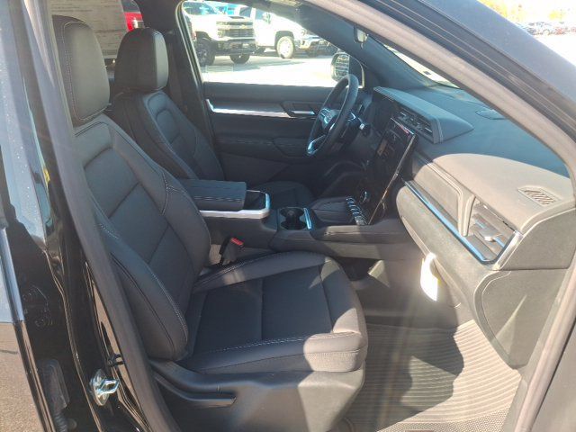 2027 GMC Terrain Elevation - 23076960 - 28