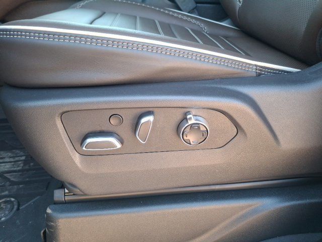 2027 GMC Yukon Denali Ultimate - 23092207 - 12