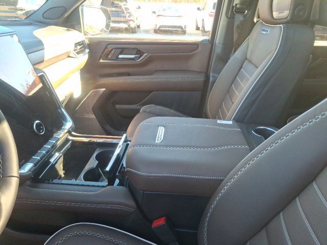 2027 GMC Yukon Denali Ultimate - 23092207 - 22