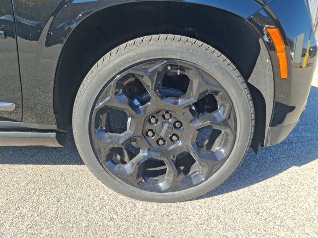 2027 GMC Yukon Denali Ultimate - 23092207 - 8