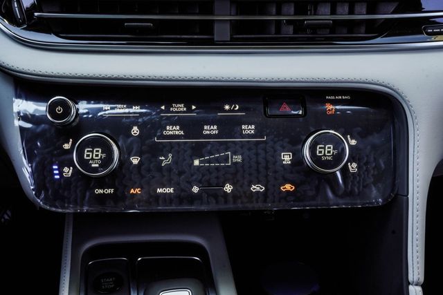 2027 INFINITI QX60 LUXE - 23024147 - 22