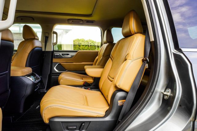 2027 INFINITI QX80 LUXE - 23034596 - 37