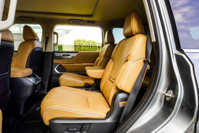 2027 INFINITI QX80 LUXE AWD - 23034596 - 37