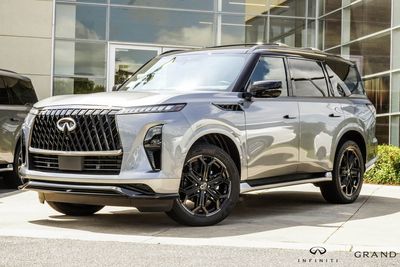 2027 INFINITI QX80 - JN8AZ3DB2V9450327