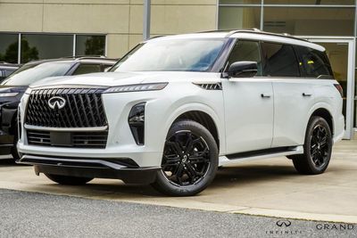 2027 INFINITI QX80