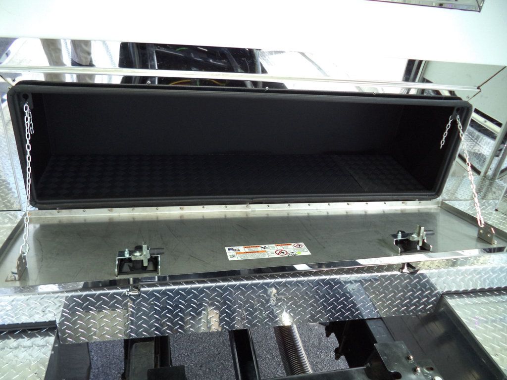 2027 International MV607 Crew Cab w/ JerrDan 22ft Enclosed Clear Sided TowBox Car Carrier - 23008747 - 45