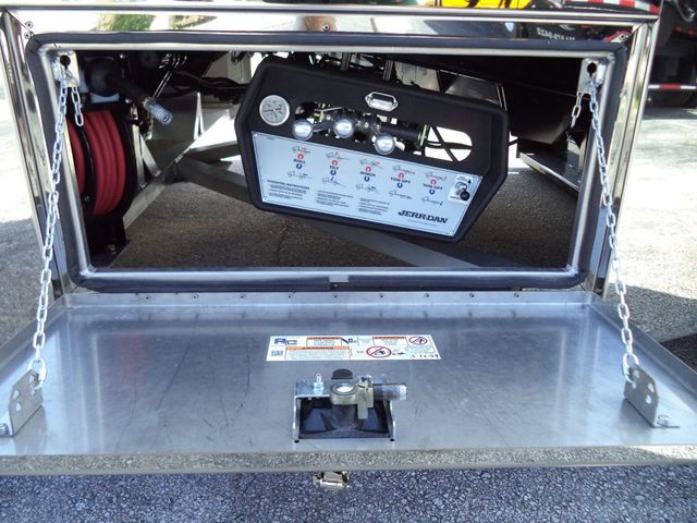 2027 International MV607 Crew Cab w/ JerrDan 22ft Enclosed Clear Sided TowBox Car Carrier - 23008747 - 60