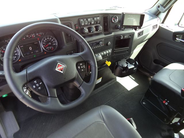 2027 International MV607 Crew Cab w/ JerrDan 22ft Enclosed Clear Sided TowBox Car Carrier - 23008747 - 82