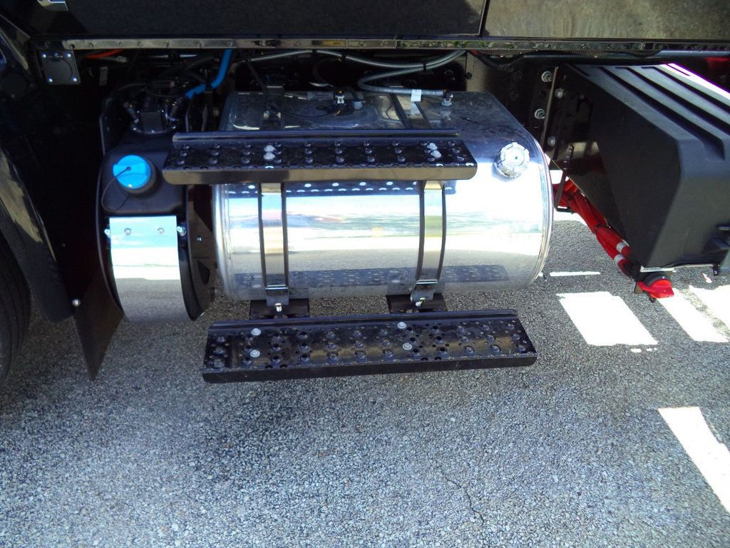 2027 International MV607 Extended Cab 22' Jerrdan Rollback Tow Truck 22srrd6twlp 300hp - 22071419 - 21