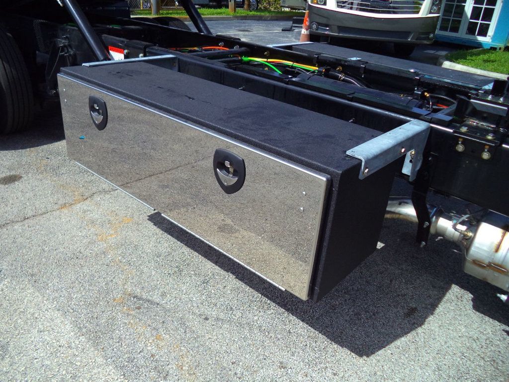 2027 International MV607 Extended Cab 22' Jerrdan Rollback Tow Truck 22srrd6twlp 300hp - 22071419 - 23