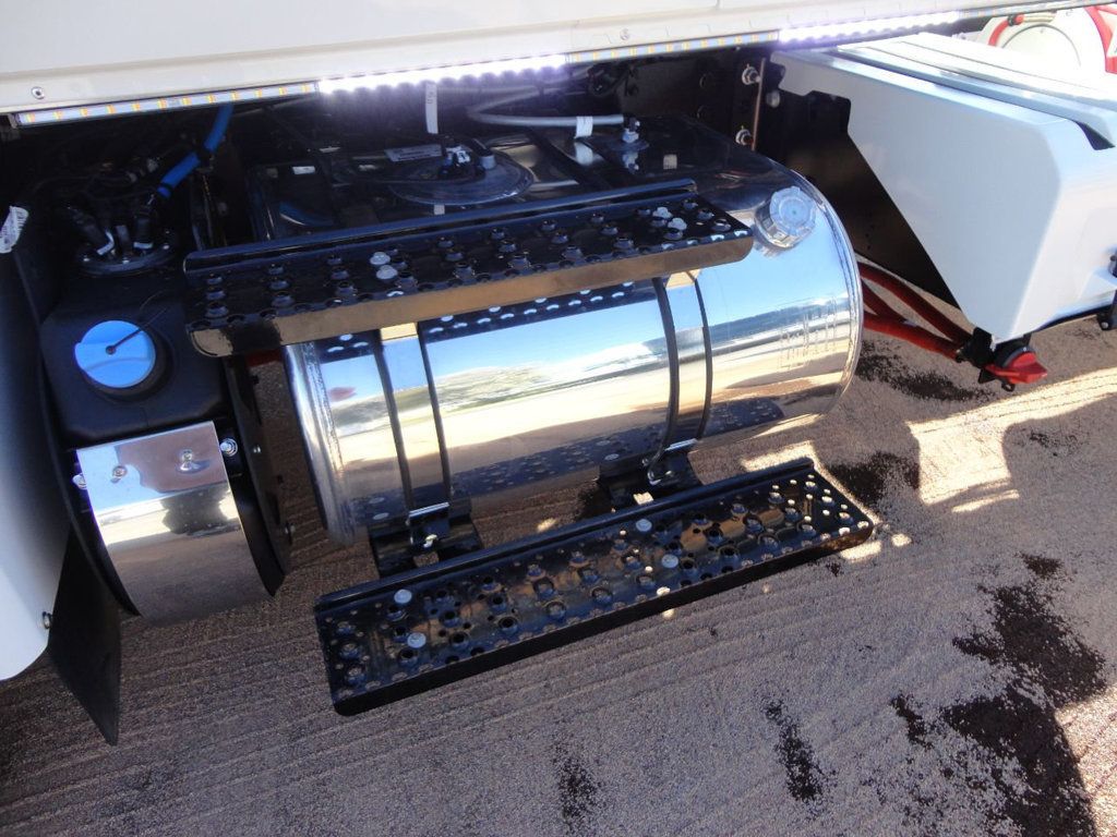 2027 International MV607 Extended Cab w/ 22ft Jerr-Dan Custom StepSide Classic Car Carrier - 21668675 - 15