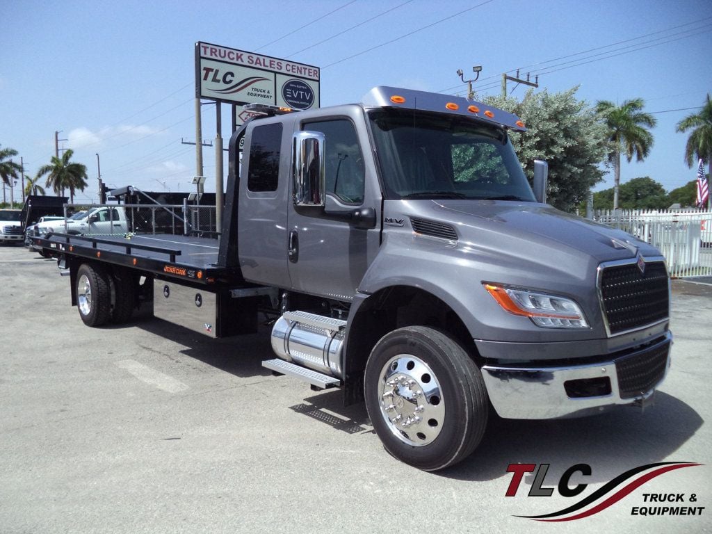 2027 International MV607 Extended Cab w/ 22' JerrDan Car Carrier 6 Ton Low Pro Wide Rollback - 23051042 | Video 1