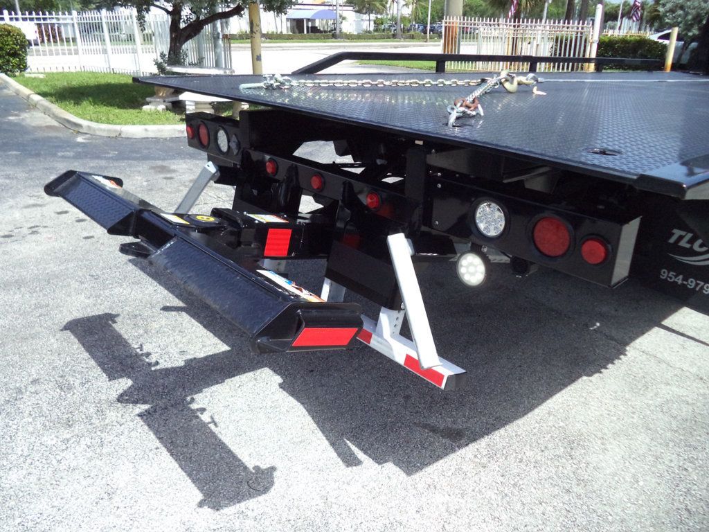2027 International MV607 Extended Cab w/ 22' JerrDan Car Carrier 6 Ton Low Pro Wide Rollback - 23051042 - 34