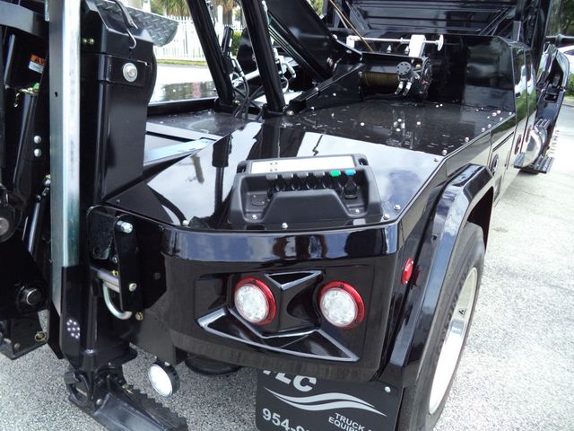 2027 International MV607 Extended Cab w/ JerrDan MPL60 Wrecker 12 Ton Recovery Boom Underlift - 22537521 - 20