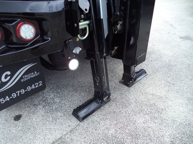 2027 International MV607 Extended Cab w/ JerrDan MPL60 Wrecker 12 Ton Recovery Boom Underlift - 22537521 - 31