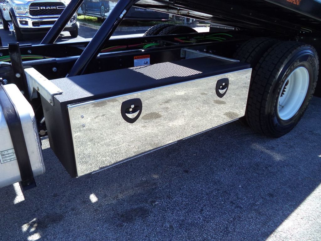 2027 Isuzu FTR 28ft Jerrdan Rollback Tow Truck 8.5 ton - 22159067 - 21