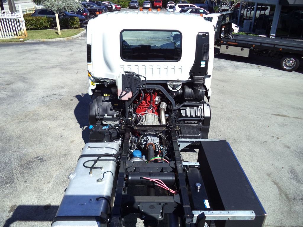 2027 Isuzu FTR 28ft Jerrdan Rollback Tow Truck 8.5 ton - 22159067 - 29