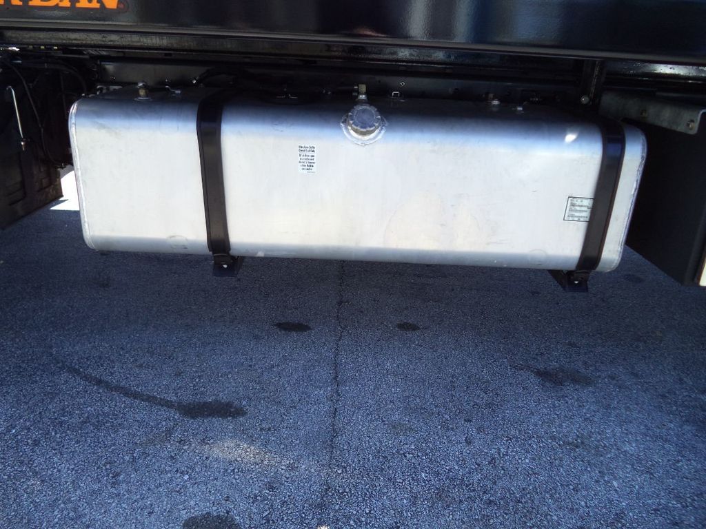 2027 Isuzu FTR 28ft Jerrdan Rollback Tow Truck 8.5 ton - 22159067 - 35