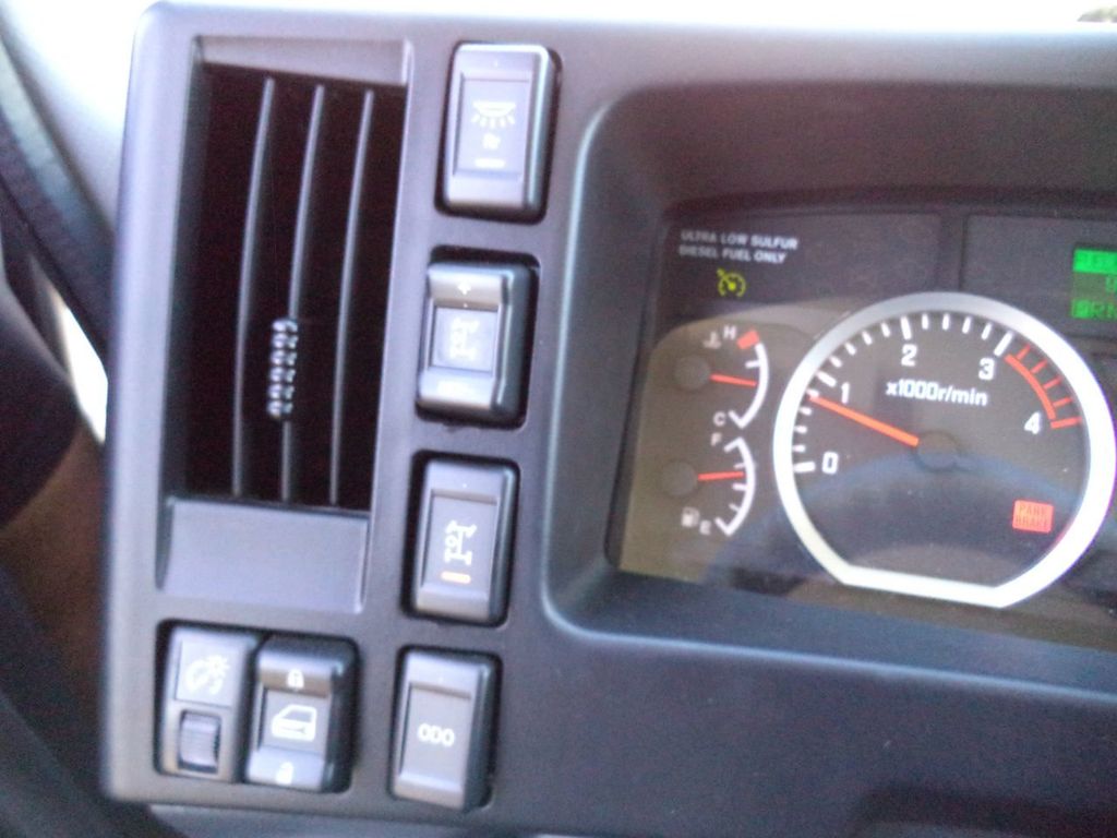 2027 Isuzu FTR 28ft Jerrdan Rollback Tow Truck 8.5 ton - 22159067 - 42