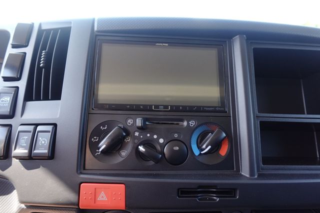2027 Isuzu NPR (19ft Landscape w/ Ramps) - 23035835 - 63