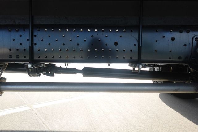 2027 Isuzu NPR HD (16ft Vanscaper w/ Split Ramps) - 23039442 - 32