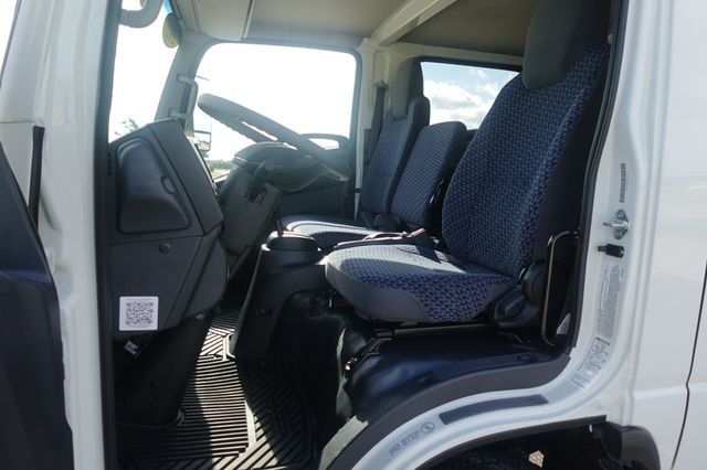 2027 Isuzu NPR HD (16ft Vanscaper w/ Split Ramps) - 23039442 - 40