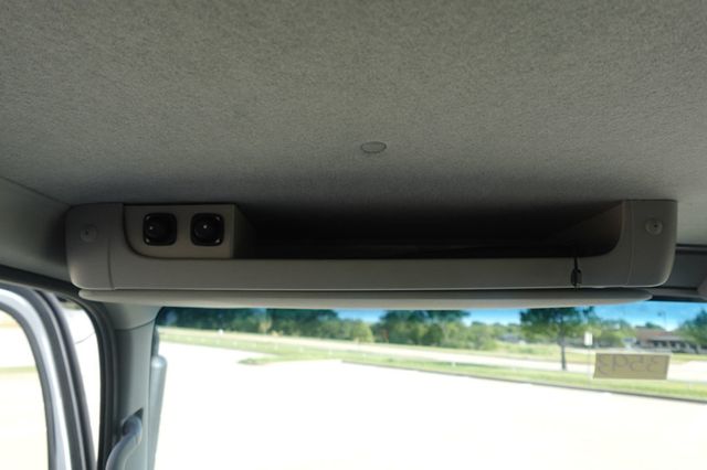 2027 Isuzu NPR HD (16ft Vanscaper w/ Split Ramps) - 23039442 - 59