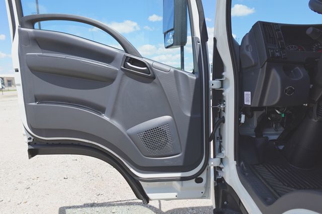 2027 Isuzu NPR HD (16ft Vanscaper w/ Split Ramps) - 23043977 - 18