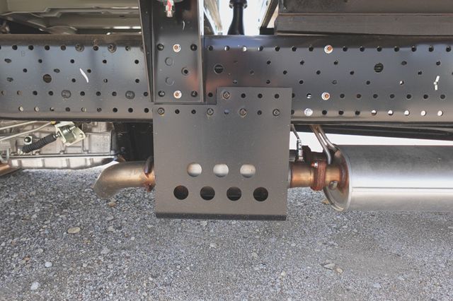 2027 Isuzu NPR HD (16ft Vanscaper w/ Split Ramps) - 23057501 - 18
