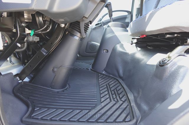 2027 Isuzu NPR HD (16ft Vanscaper w/ Split Ramps) - 23057501 - 24