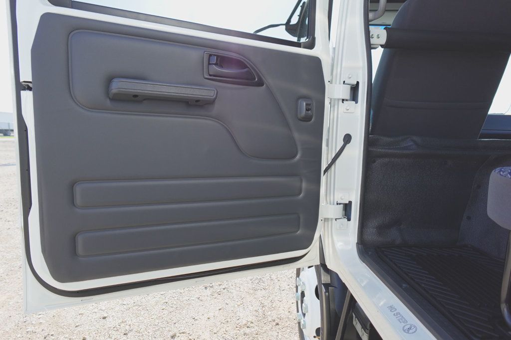 2027 Isuzu NPR HD (16ft Vanscaper w/ Split Ramps) - 23057509 - 20