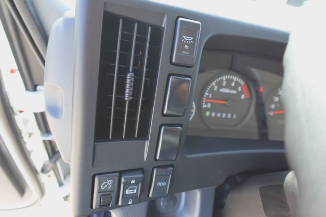 2027 Isuzu NPR HD (16ft Vanscaper w/ Split Ramps) - 23057509 - 39