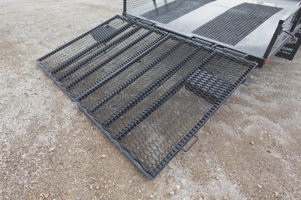 2027 Isuzu NPR HD (19ft Landscape Truck with Split Ramps) - 23031130 - 14