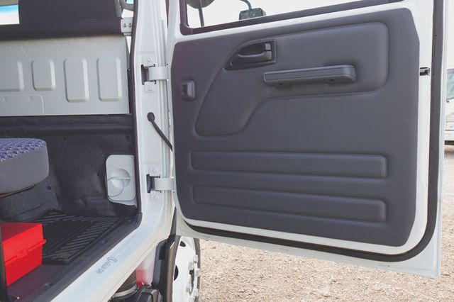 2027 Isuzu NPR HD (19ft Landscape Truck with Split Ramps) - 23031130 - 25
