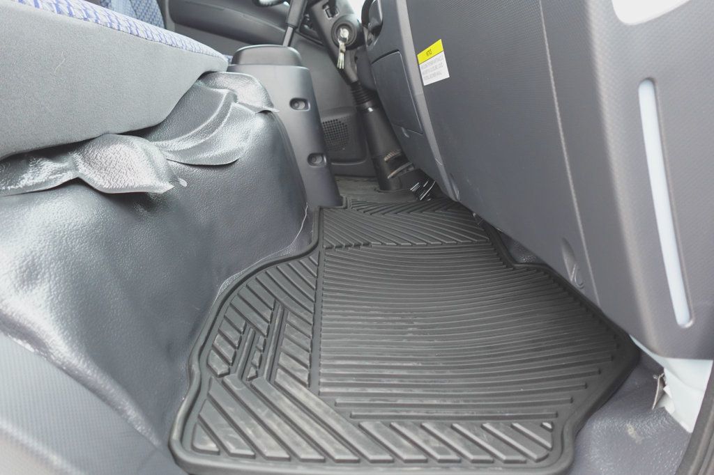 2027 Isuzu NPR HD (19ft Landscape Truck w/ Ramps) - 23023129 - 26