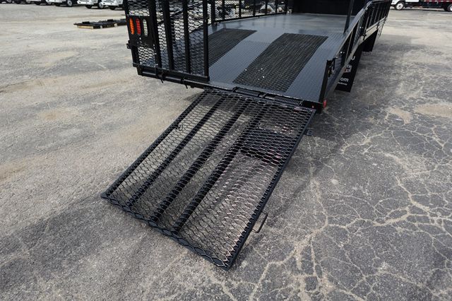 2027 Isuzu NPR HD (19ft Landscape w/ Ramps) - 23023005 - 35