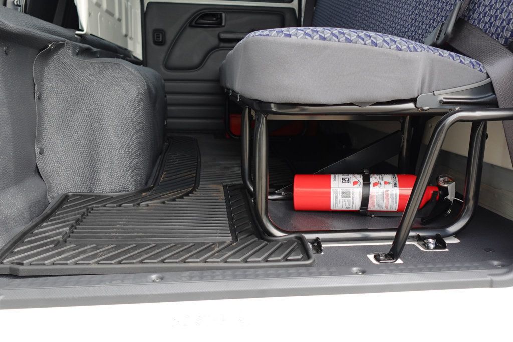 2027 Isuzu NPR HD (19ft Landscape w/ Ramps) - 23023005 - 43