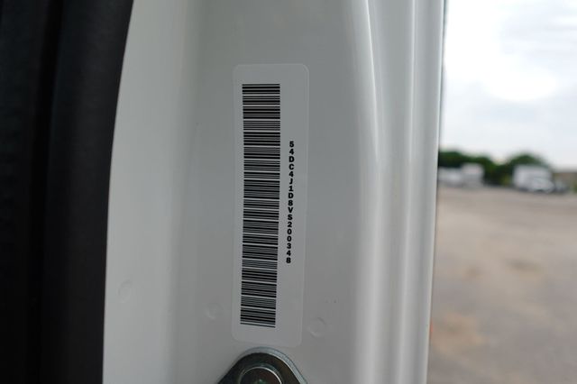 2027 Isuzu NPR HD (19ft Landscape w/ Ramps) - 23023005 - 73